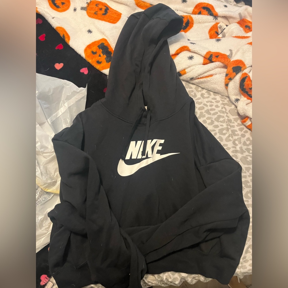 Nike crop sweatshirt